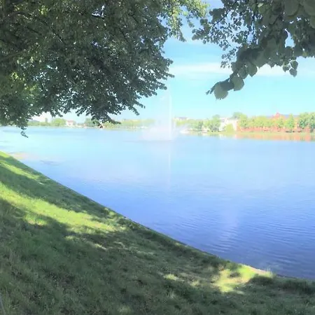 Am Pfaffenteich Apartman